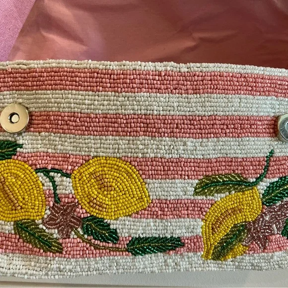 Viral Beaded Bag with Lemons - Picture 2 of 9